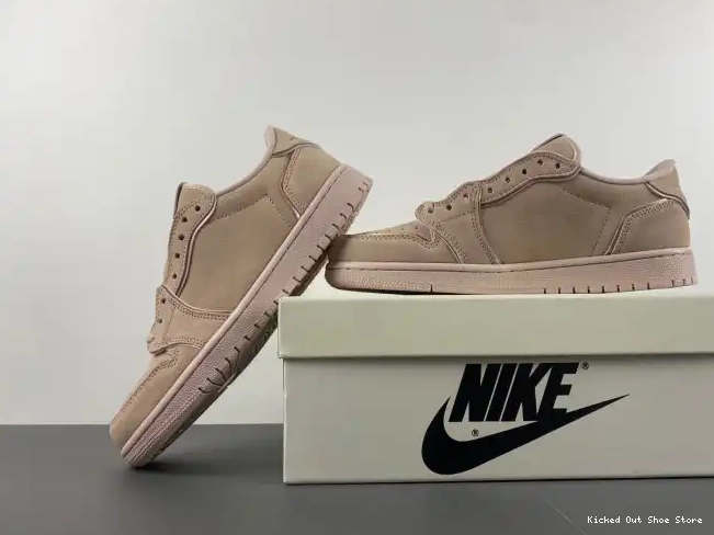 Kicked Out Shoe Store Retro Low Particle 1 NS Beige AO1935-204 Jordan 0617